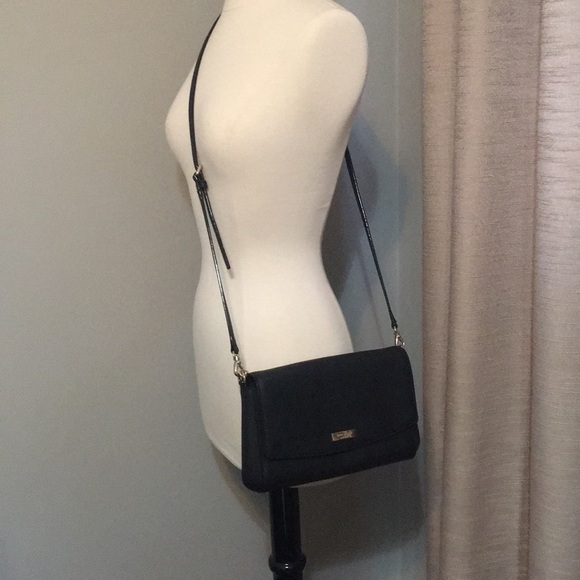 ♥️SOLD♥️ Crossbody Kate Spade - Picture 6 of 6